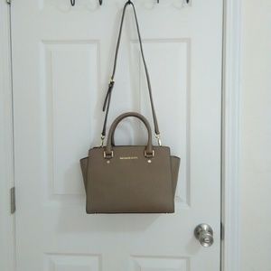 Michael Kors Dark Dune Medium Selma Satchel